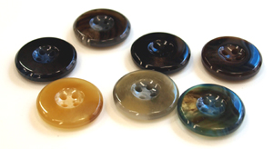 Button Baffalo